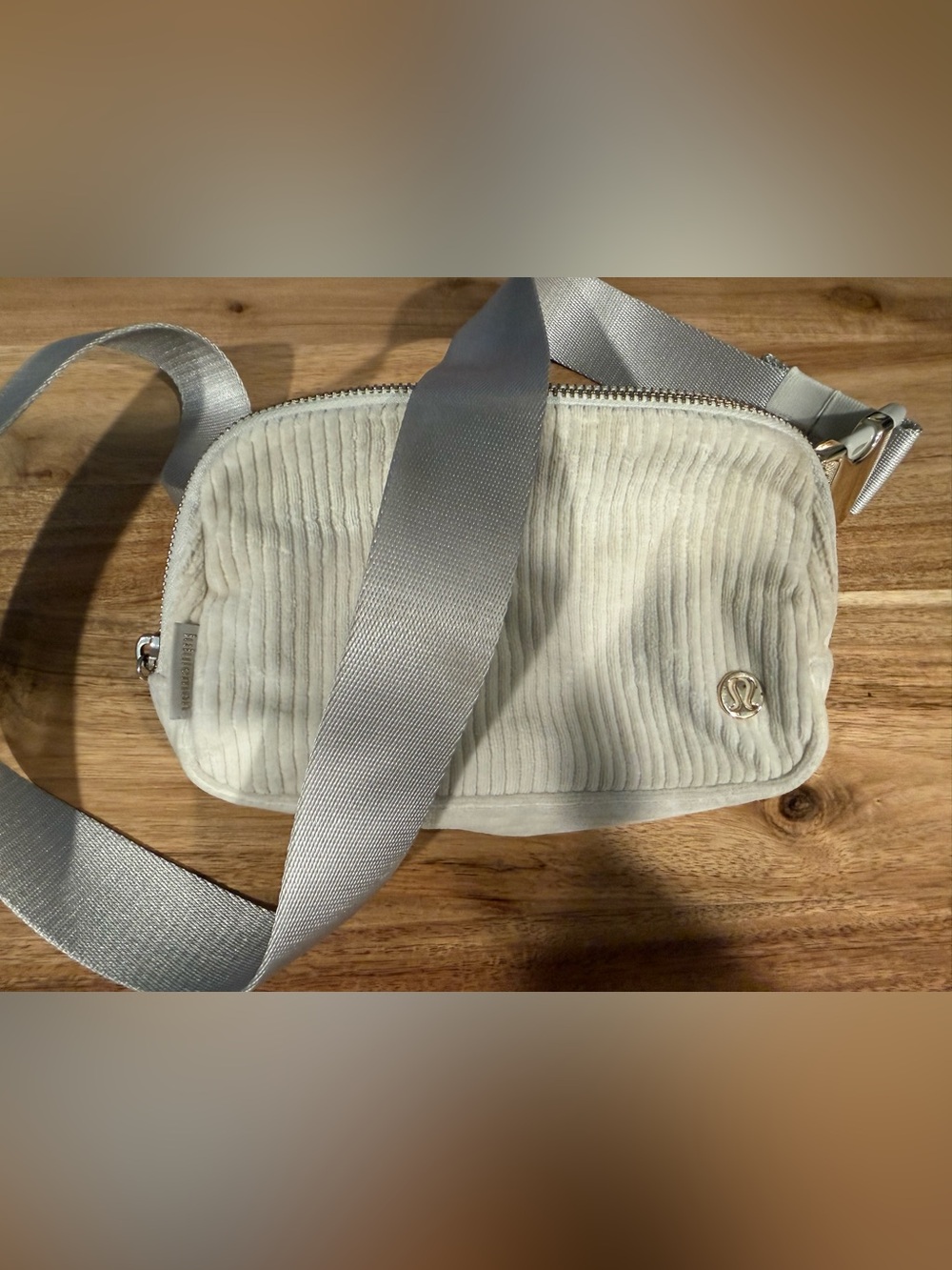 Lululemon Everywhere Belt Bag White Corduroy